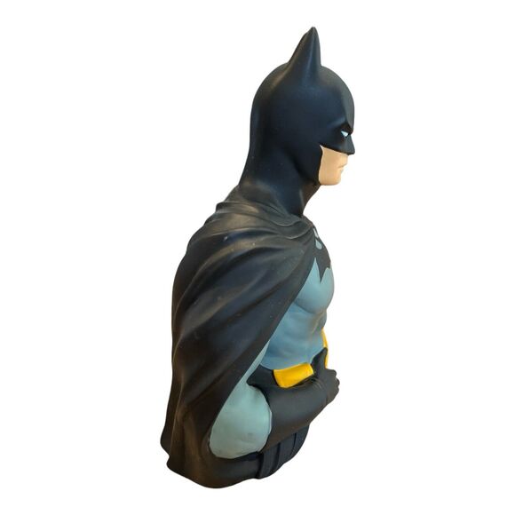 DC Comics Toys BATMAN 8" Bust Vinyl Coin Bank CLASSIC BLACK & GRAY Monogram - Picture 4 of 6